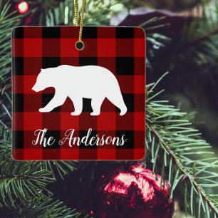 Ornement En Céramique Red Buffalo Plaid & Bear   Nom personnel Cadeau