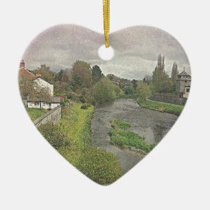 Ornement En Céramique River Hafren à Newtown, Powys