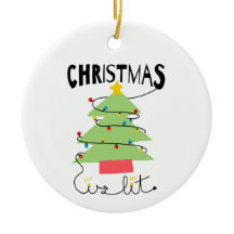 Ornement en céramique rond Christmas Is Lit