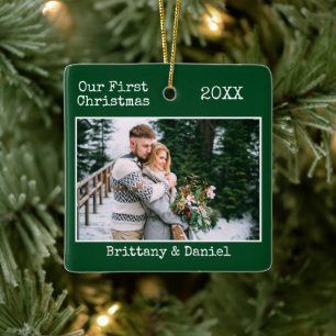 Ornement En Céramique Tapis Texte Couple Premier Noël Vert
