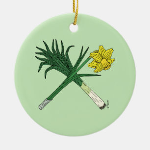 Ornement En Céramique Traversée de poireaux et de jonquilles