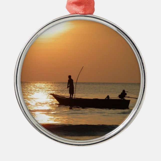 Ornement En Métal Bateau de pêche au coucher du soleil (Devant)