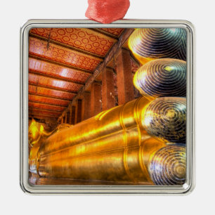 Ornement En Métal Bouddha géant incliné à l'intérieur du temple,
