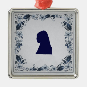 Ornement En Métal Delft en tuile bleue fille avec une oreille perle