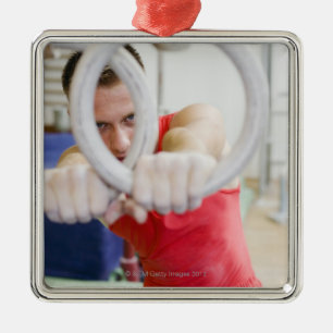 Ornement En Métal Gymnaste masculin sur des anneaux