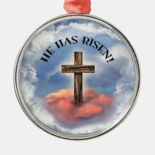 Ornement En Métal Has Risen Rugged Cross With Clouds