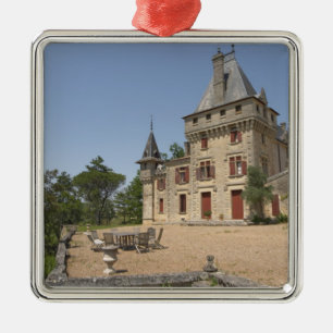 Ornement En Métal Le magnifique Château de Pressac et jardin