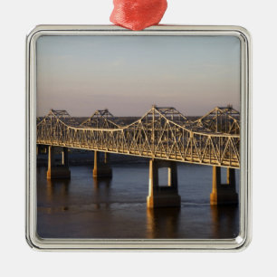 Ornement En Métal Les ponts de Natchez-Vidalia enjambant la