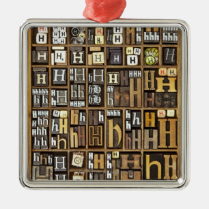 Ornement En Métal Lettre H