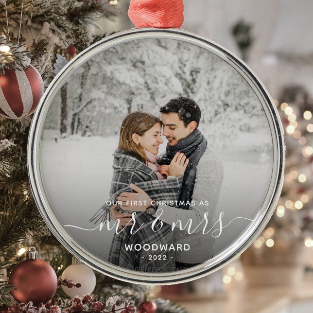 Ornement En Métal Photo personnalisée de Noël du premier marié Scrip (Créateur téléchargé)