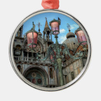 St. Marc et lampe, Venise, Italie