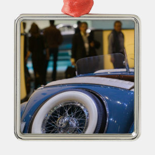 Ornement En Métal SUISSE, GENÈVE : 75e Salon international de l'auto