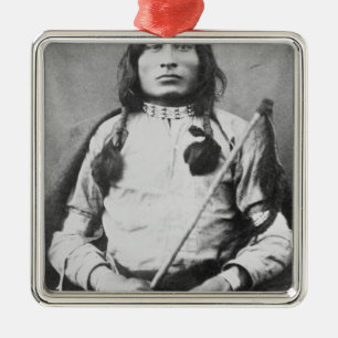 Ornement En Métal Un guerrier de Taureau, 1882 (photo de b/w)