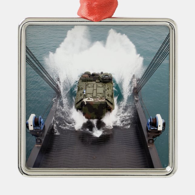 Ornement En Métal Véhicules d'assaut amphibies débarquent de USNS (Devant)
