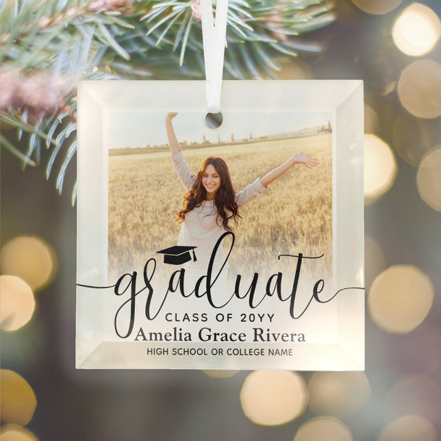 Ornement En Verre 1 Graduation Photo Elégant Noir Script Classe Anné (Créateur téléchargé)