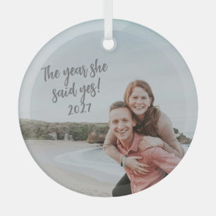Ornement En Verre Personnalisée Elle A Dit Oui Engagé Photo Noël