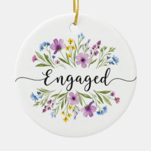 ORNEMENT ENGAGÉ AVEC DES FLEURS SAUVAGES