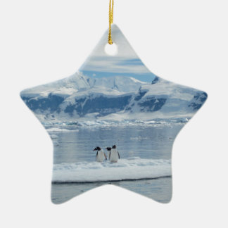 Ornement Étoile En Céramique Pingouins sur un iceberg