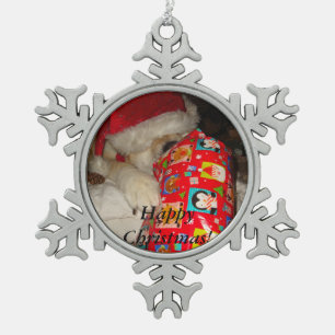 Ornement Flocon De Neige akita drôle dans le casquette rouge de père Noë