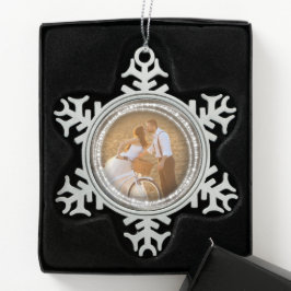 Ornement Flocon De Neige Joyeux et brillants cercles étincelants Photo de N