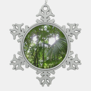 Ornement Flocon De Neige Lumière du soleil à travers la canopée de la forêt