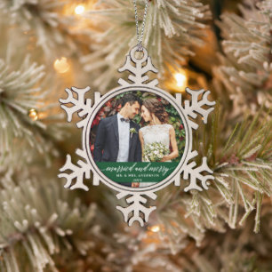 Ornement Flocon De Neige Marié et joyeux Mariage calligraphie verte