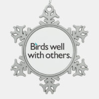 Oiseaux bien avec d'autres