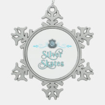 Ornement de patins d'argent
