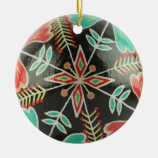 Ornement floral rouge et vert