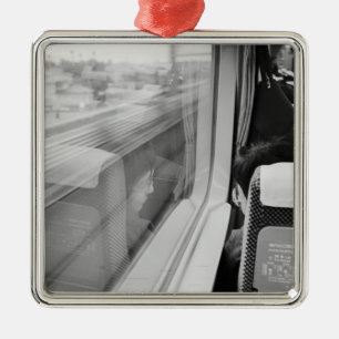 Ornement Métallique Asie, Japon. A bord du Shinkansen Bullet Train