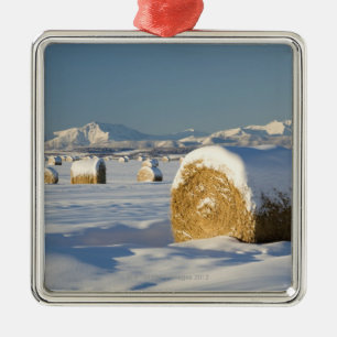 Ornement Métallique Balles de foin Neige-Couvertes
