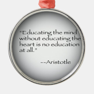 Ornement Métallique Citation d'Aristote