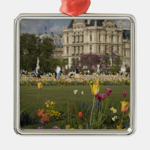 Ornement Métallique Jardin des Tuileries, Louvre, Paris, France
