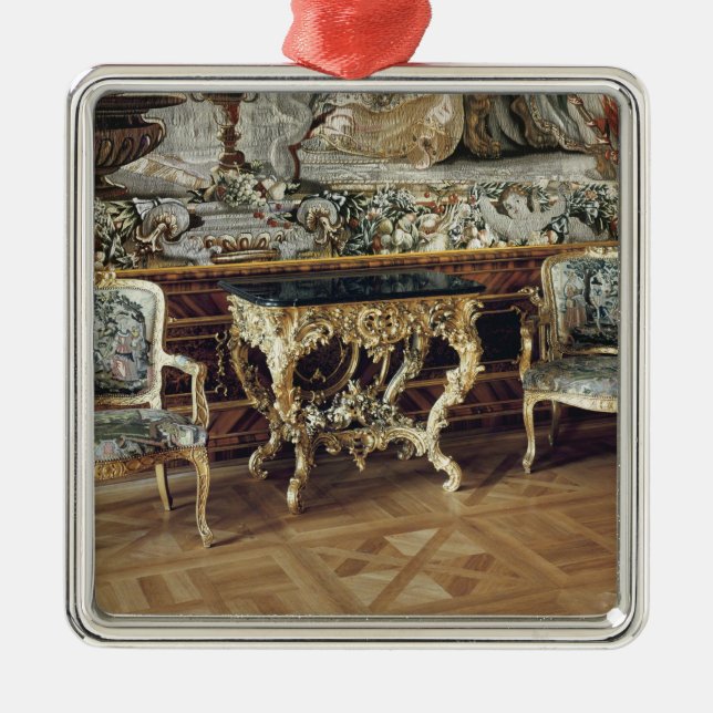 Ornement Métallique Table de console et deux fauteuils, 1745 (Devant)