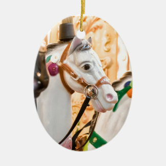 Ornement Ovale En Céramique Chevaux de carrousel