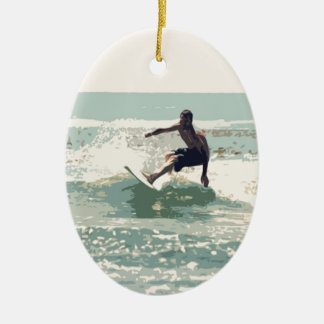 Ornement Ovale En Céramique Surfer
