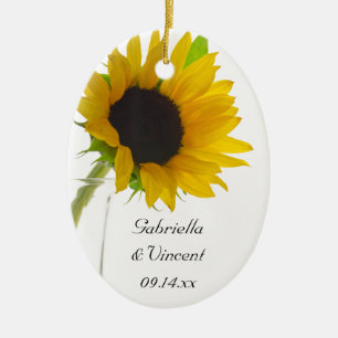 Ornement Ovale En Céramique Tournesol jaune sur Mariage blanc