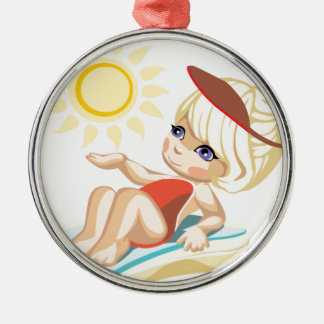 Ornement Rond Argenté Petite fille bronzer sur la plage