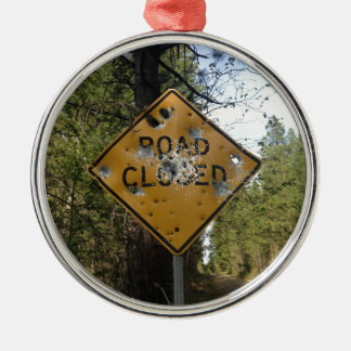 Ornement Rond Argenté Signe fermé de route