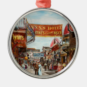 Ornement Rond Argenté Ville - Coney Island NY - Bowery Beer 1903