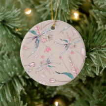 Ornement rond au motif floral délicat