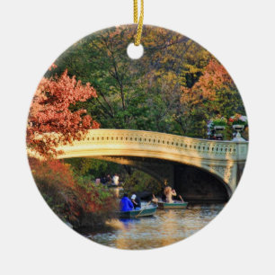 Ornement Rond En Céramique Automne à Central Park : Bateaux de Bow Bridge #01