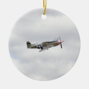 Ornement Rond En Céramique Combattant du mustang P51