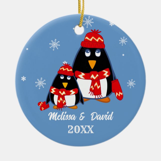 Ornement Rond En Céramique Deux petits pingouins personnalisés Noël (Devant)
