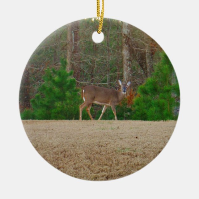 Ornement Rond En Céramique Doe a Deer & Pine Trees (Devant)