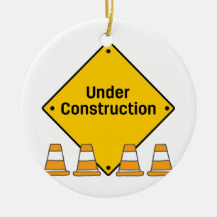 Ornement Rond En Céramique En construction avec des cônes