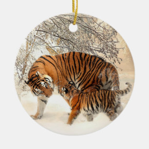 Ornement Rond En Céramique Famille de tigre en hiver