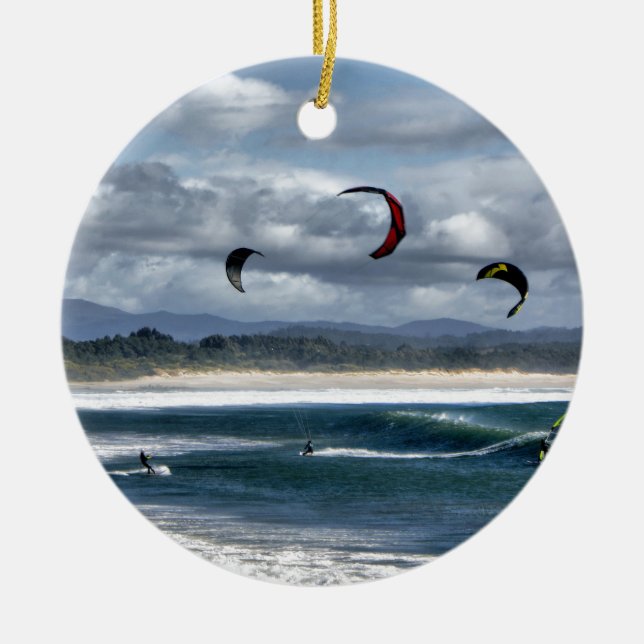 Ornement Rond En Céramique Kitesurf sur la plage (Devant)