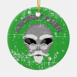 Ornement Rond En Céramique Tête de l'Alien ancien en détresse