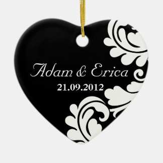 Ornements noirs et blancs de mariage damassé